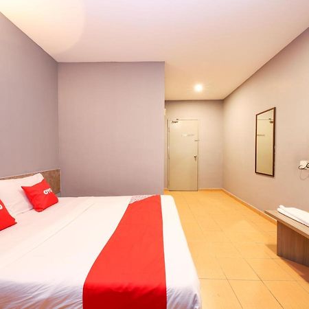 Oyo 89676 Hotel 22 Seremban Luaran gambar